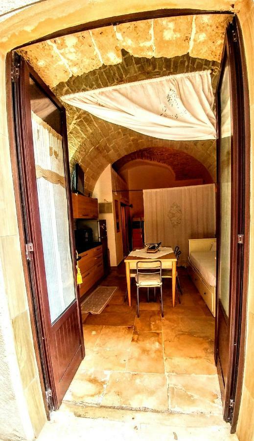 Rubini'S House Hotel Giovinazzo Exterior foto